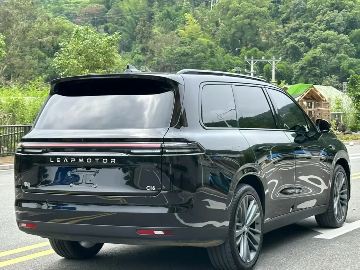 LEAPMOTOR C16 2025
