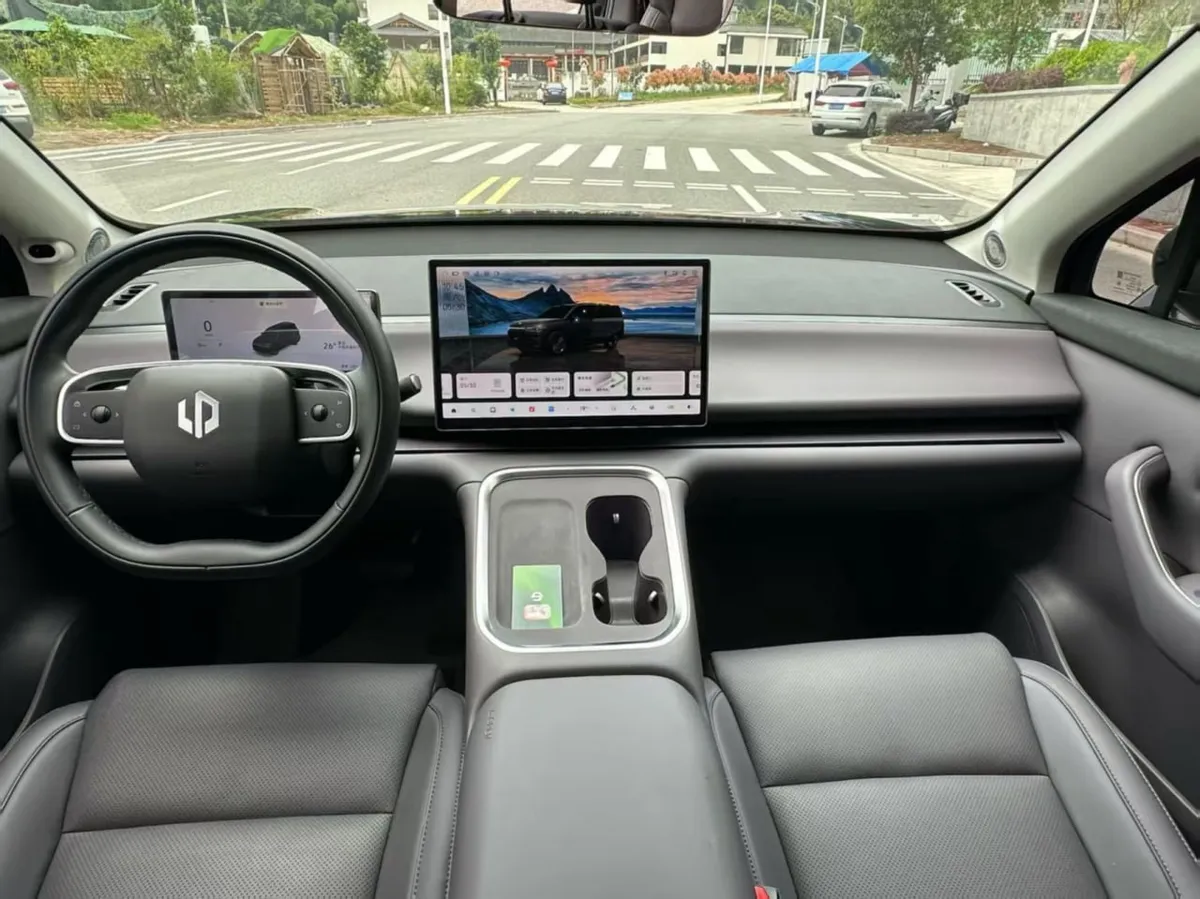 LEAPMOTOR C16 2025