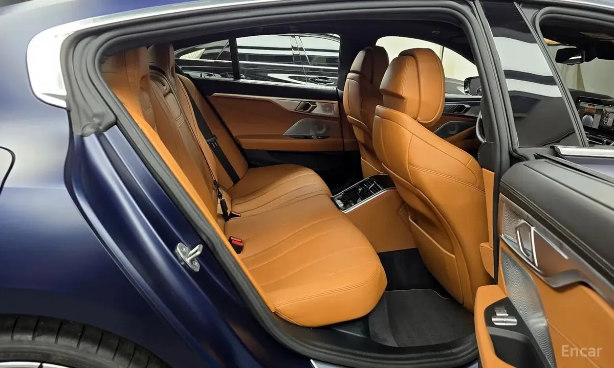 BMW 8 SERIES 2022
