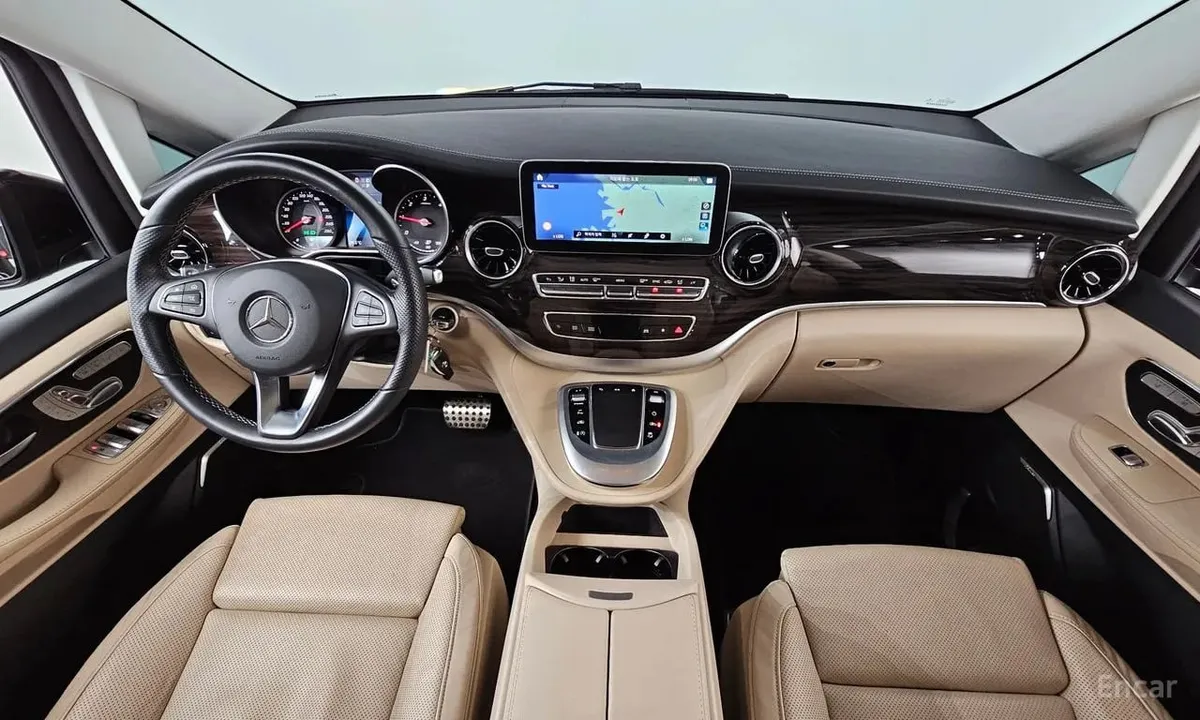 MERCEDES-BENZ V-CLASS 2023