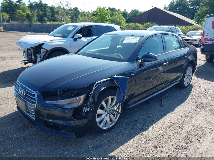 AUDI A4 2017