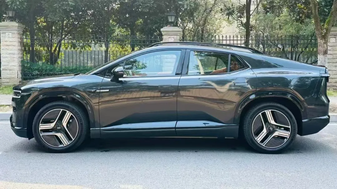 CHANGAN E07 2024