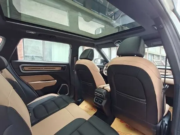 GEELY ICON 2023