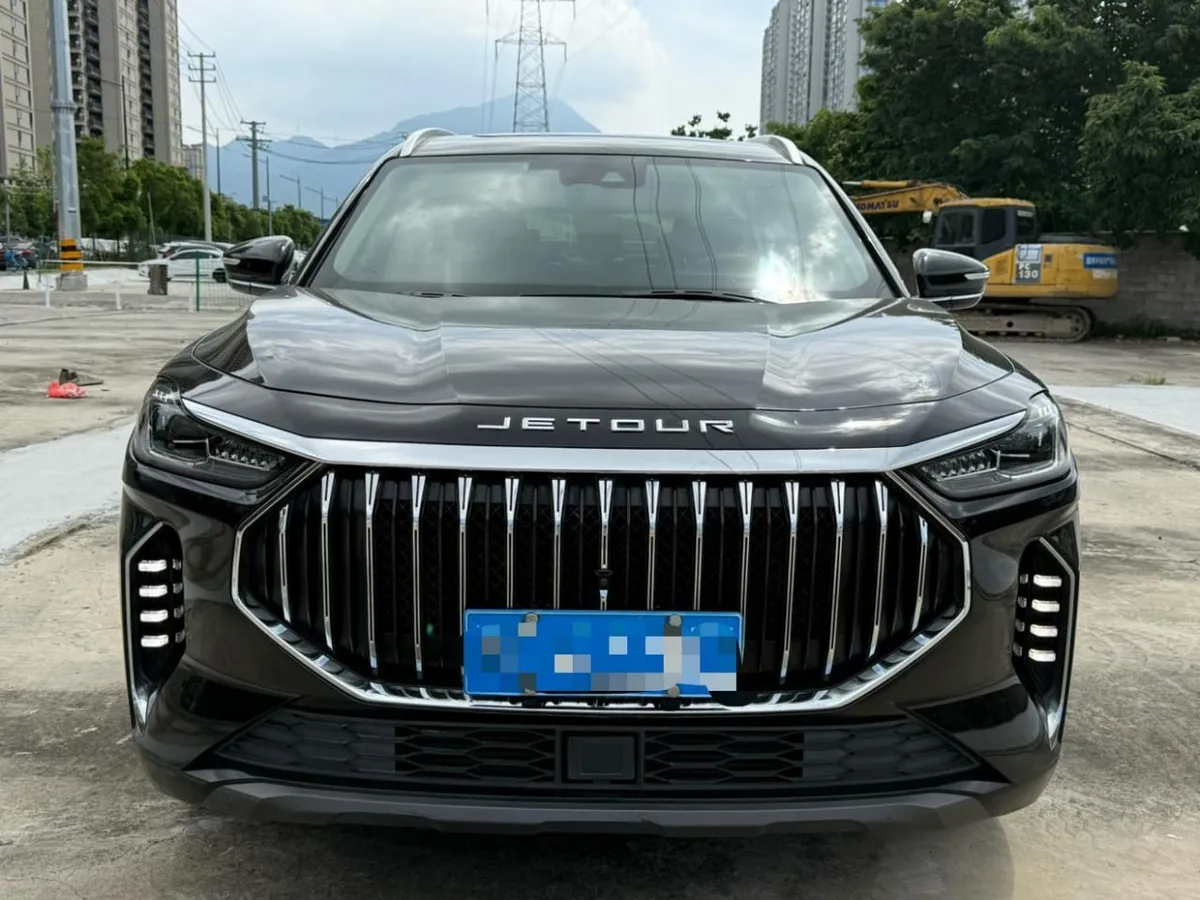 JETOUR X70 STRONGMAN PRO 7-SEATER 2023