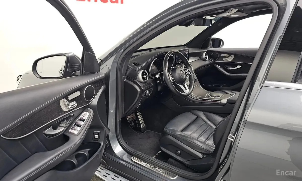 MERCEDES-BENZ GLC-CLASS 2022