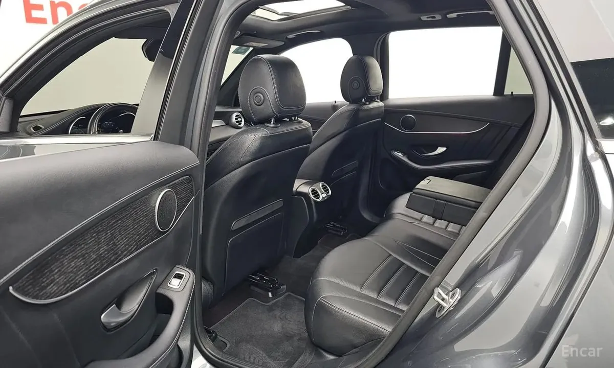 MERCEDES-BENZ GLC-CLASS 2022