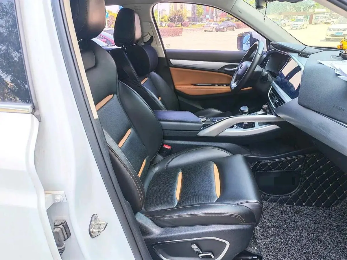 GEELY TUGELLA 2019