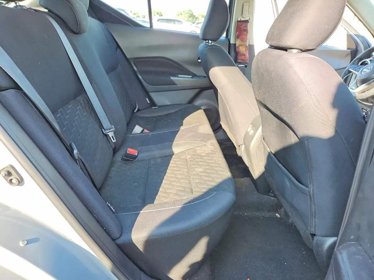NISSAN KICKS SV 2023