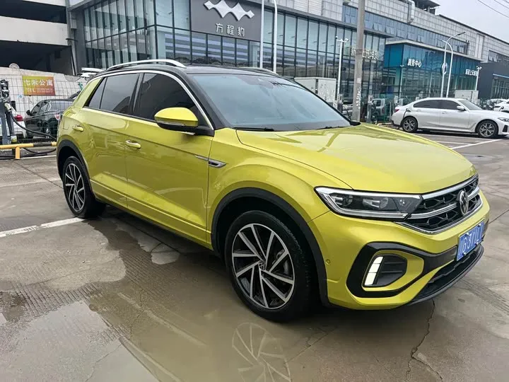 VOLKSWAGEN T-ROC STARLIGHT EDITION 2023