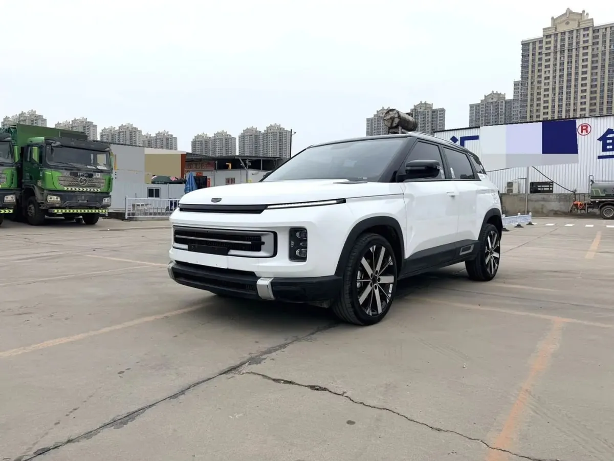 GEELY ICON 2023