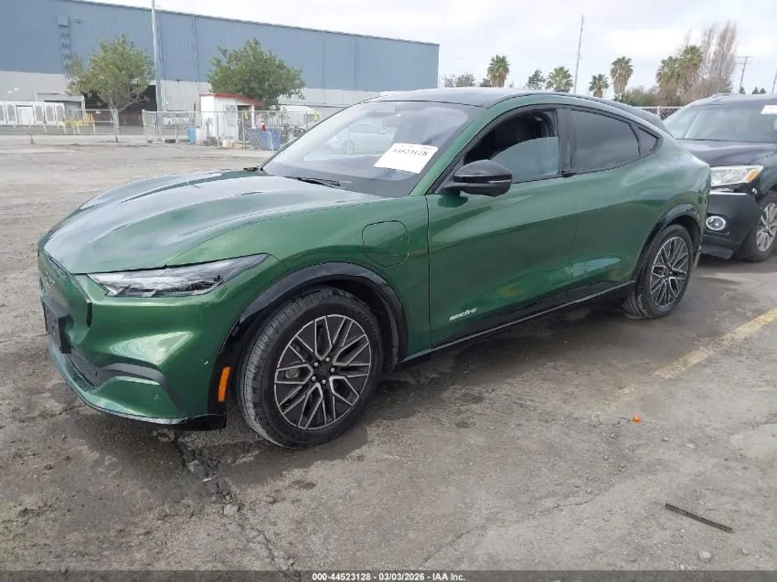 FORD MUSTANG MACH-E PREMIUM 2024