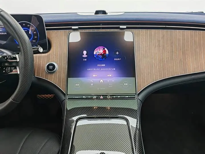 MERCEDES-BENZ EQE 2022