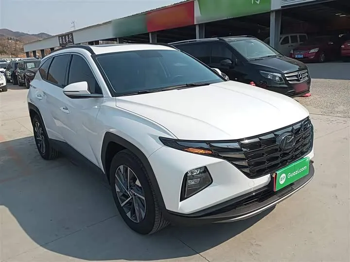 HYUNDAI TUCSON L 2023
