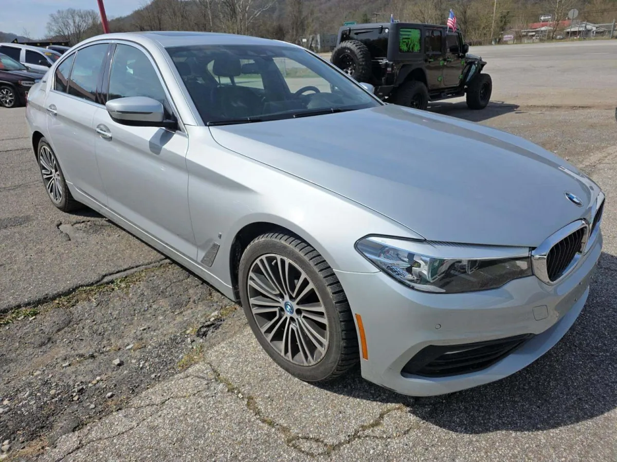 BMW 5 SERIES IPERFORMANCE SPORT 2018