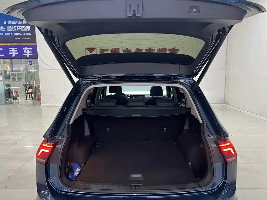 VOLKSWAGEN TIGUAN L 2022