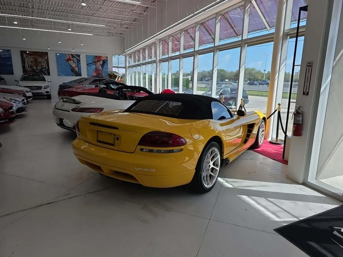 DODGE VIPER SRT10 2023