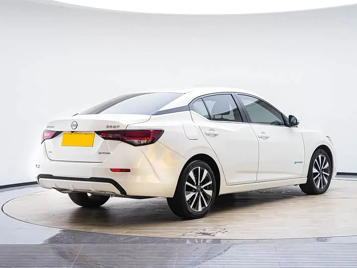 NISSAN SYLPHY 2022