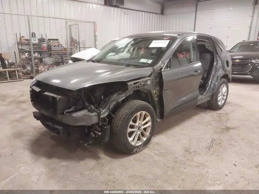 FORD ESCAPE SE 2022