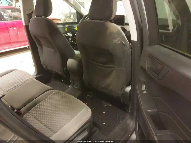 FORD ESCAPE SE 2022