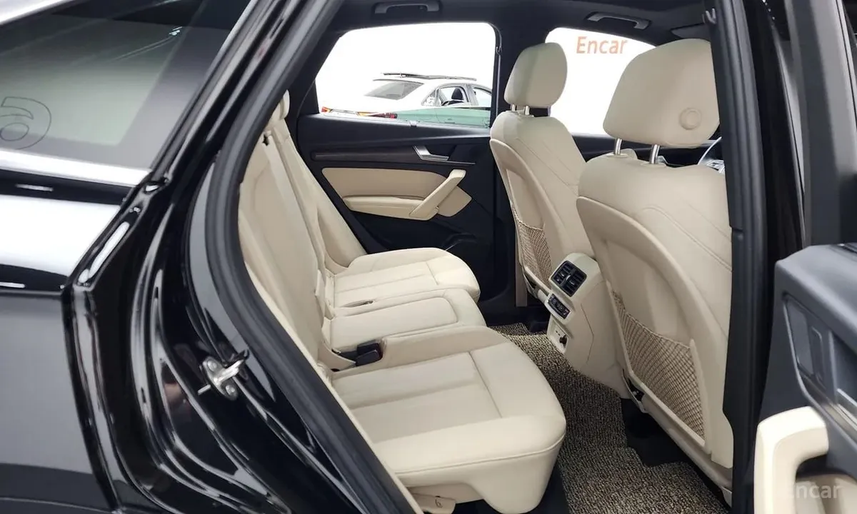 AUDI Q5 2023
