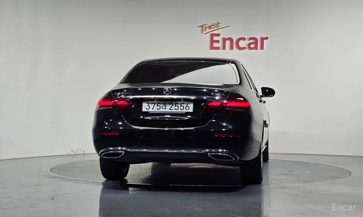 MERCEDES-BENZ E-CLASS 2023