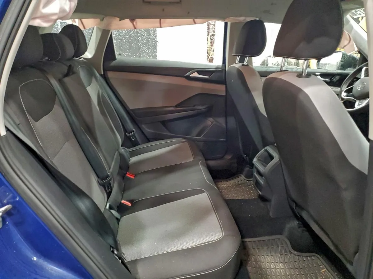 VOLKSWAGEN TAOS S 2023