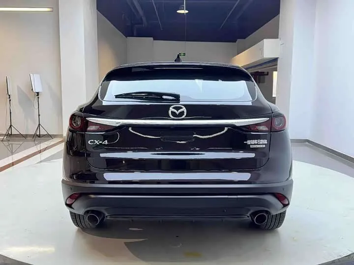 MAZDA CX-4 2023