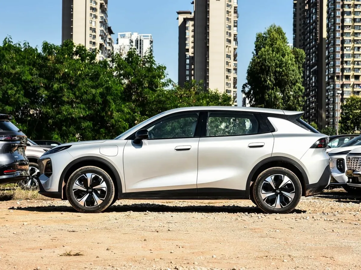 CHANGAN Q05 2022