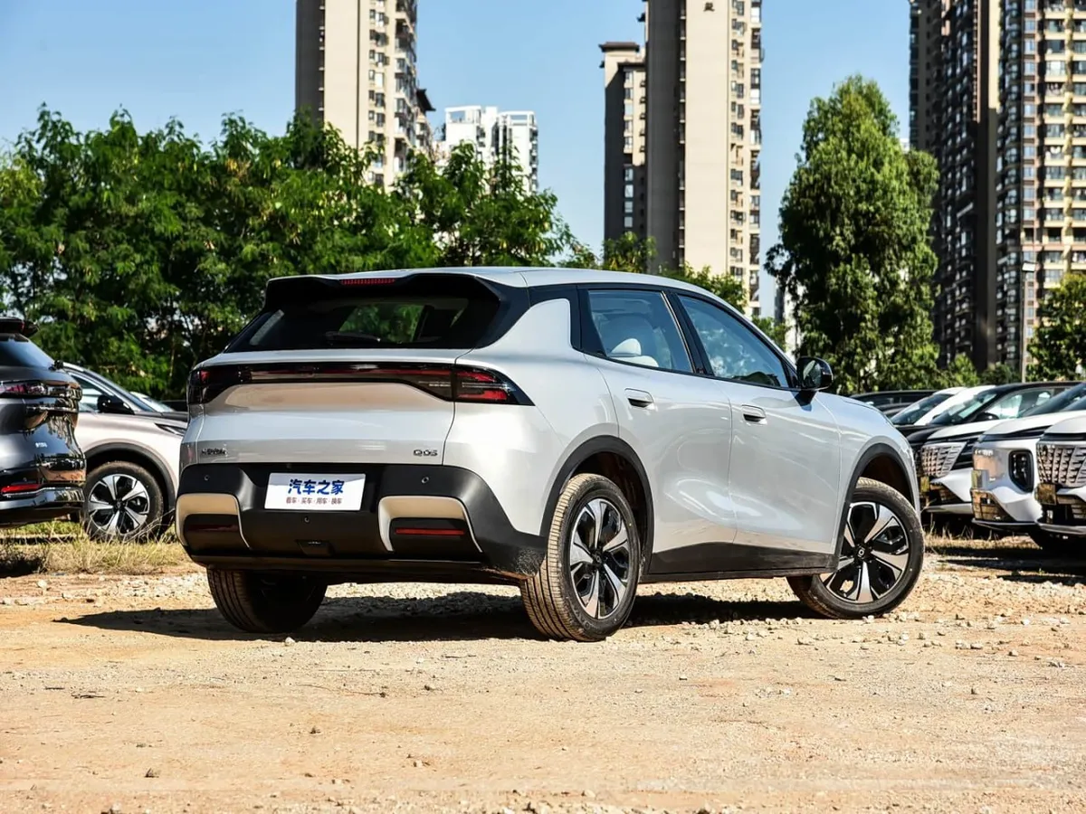 CHANGAN Q05 2022