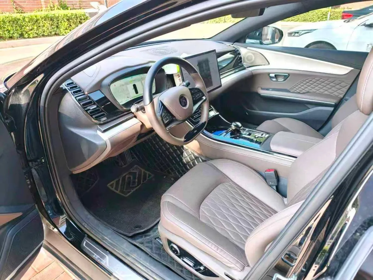 BYD HAN 2024