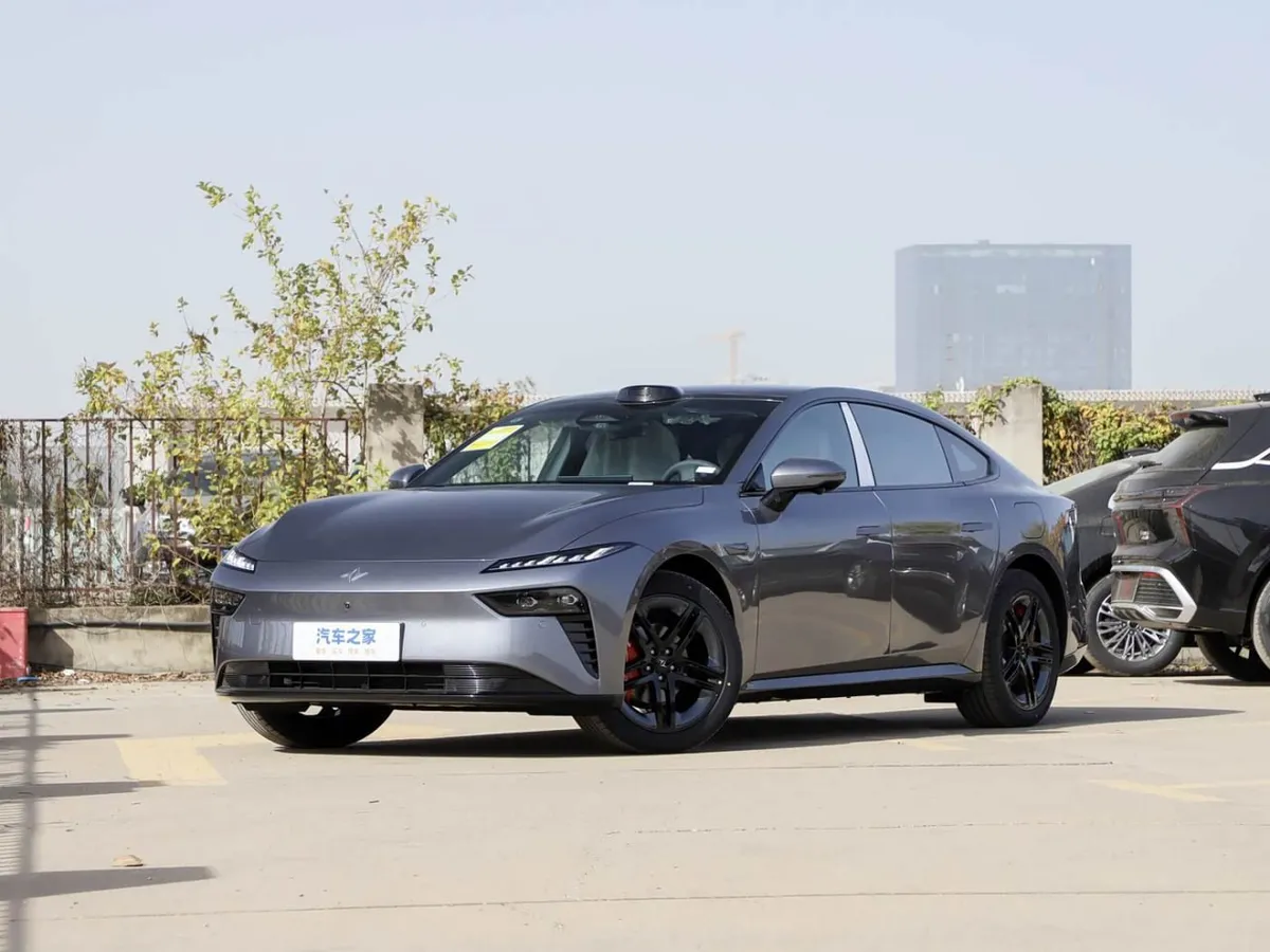 DONGFENG YIPAI 2025