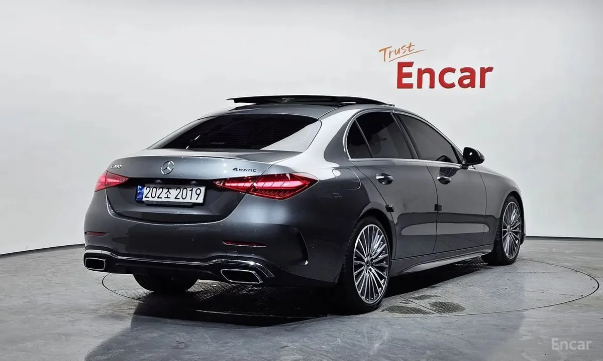 MERCEDES-BENZ C-CLASS 2023