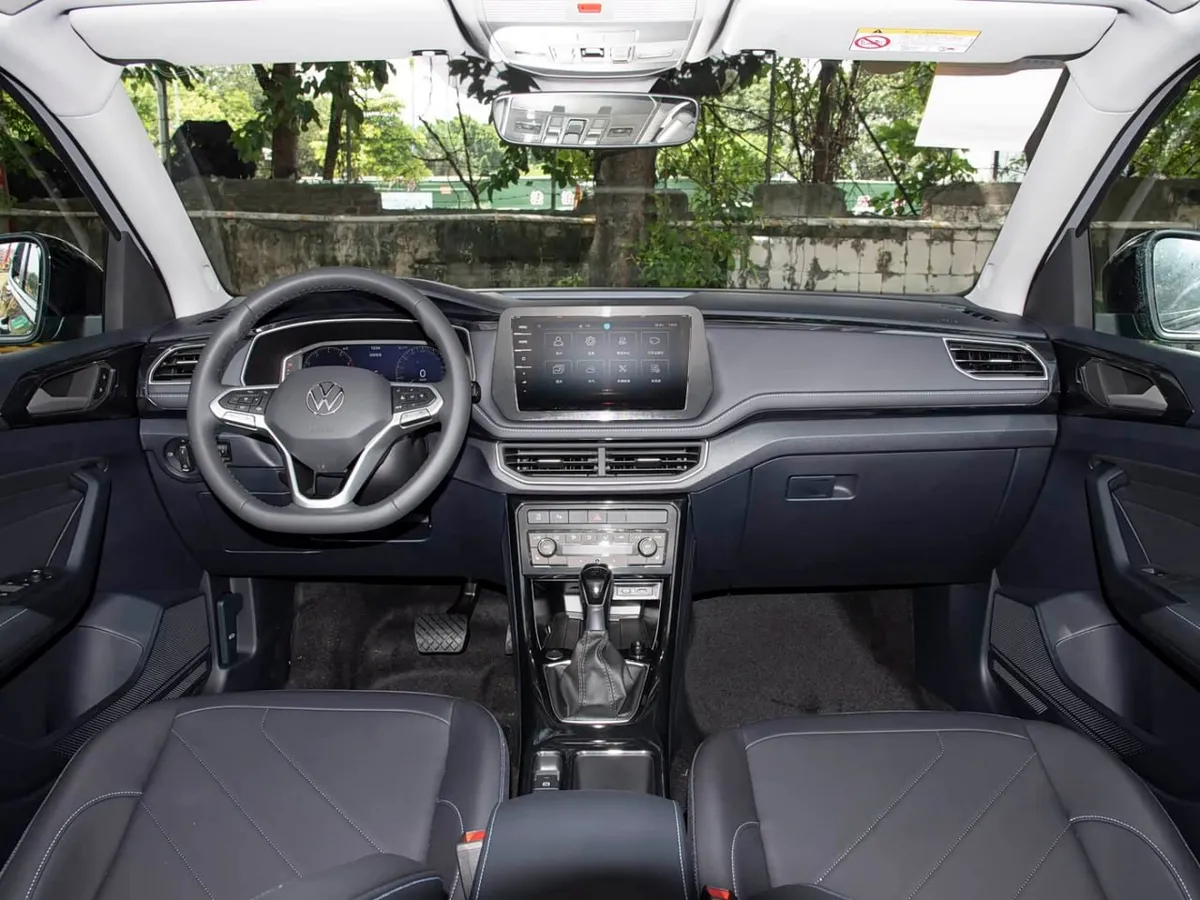 VOLKSWAGEN THARU 2026