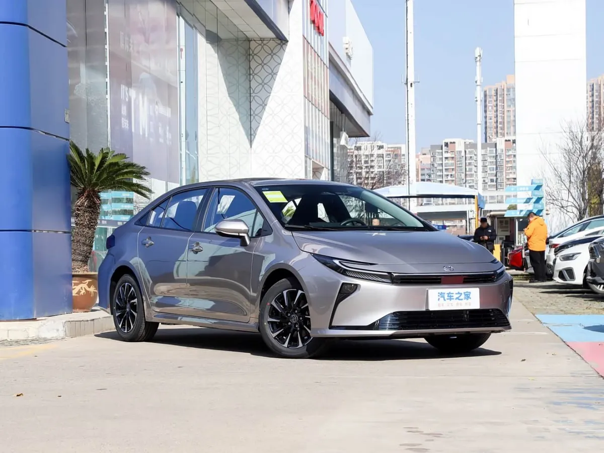 TOYOTA COROLLA ELITE 2026