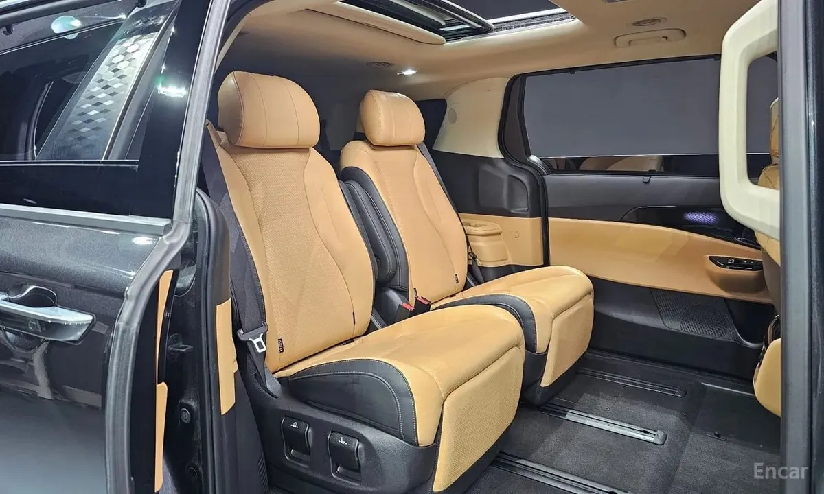 KIA CARNIVAL SIGNATURE 2023