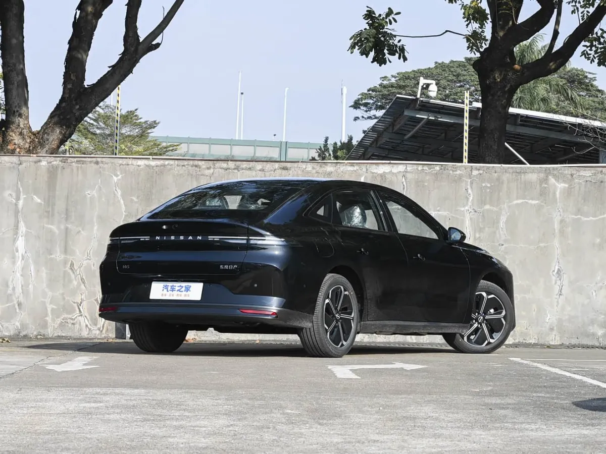 NISSAN N6 2021
