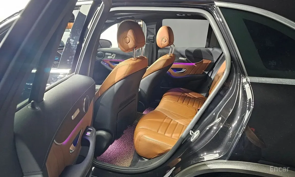 MERCEDES-BENZ GLC 2022