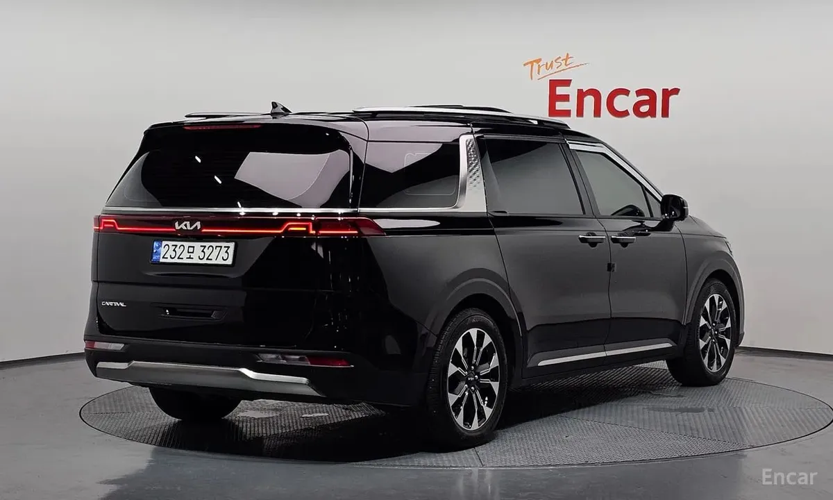 KIA CARNIVAL SIGNATURE 2023