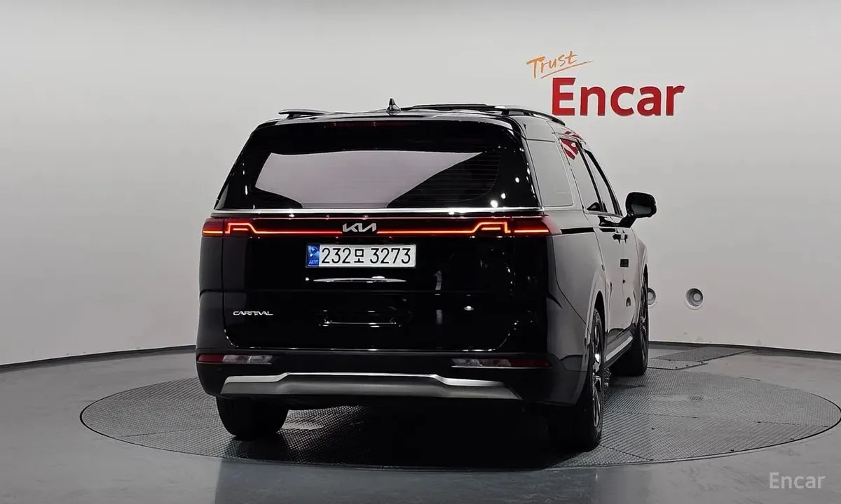 KIA CARNIVAL SIGNATURE 2023