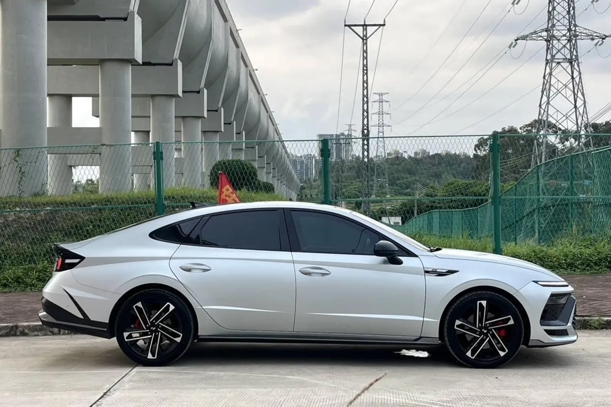 HYUNDAI SONATA 2024