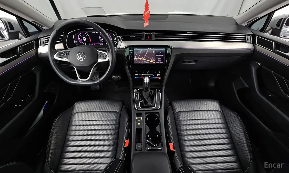 VOLKSWAGEN PASSAT GT 2022