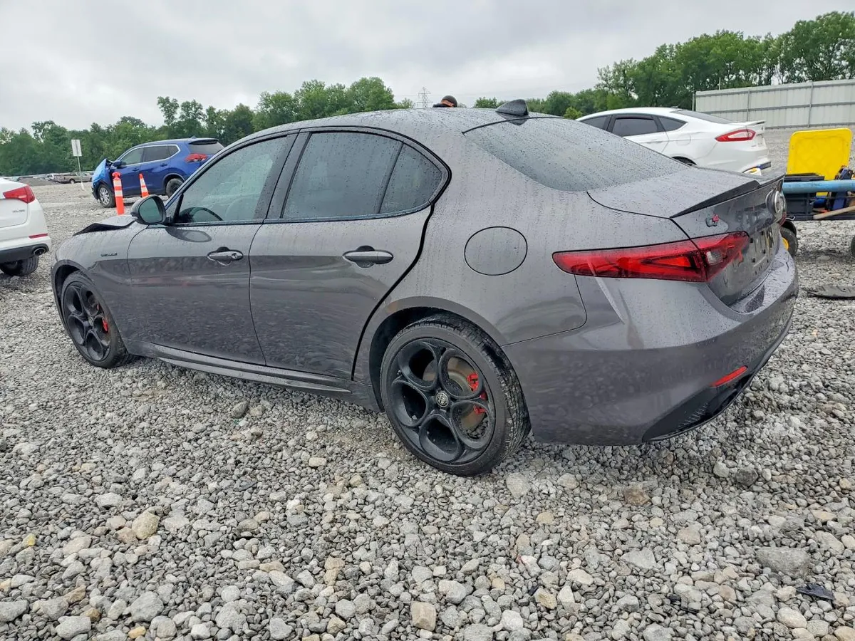 ALFA ROMEO GIULIA 2022