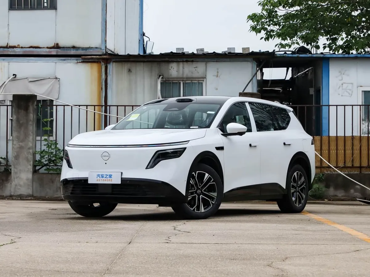 NISSAN NX-8 2026