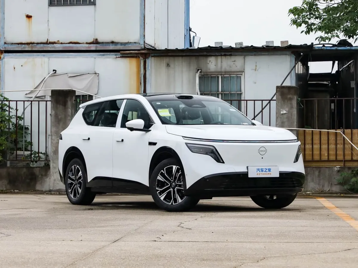 NISSAN NX-8 2026