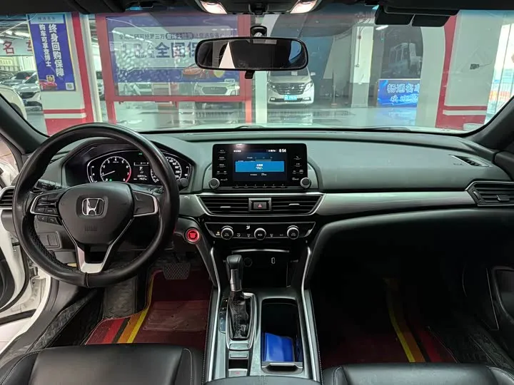 HONDA INSPIRE 2023