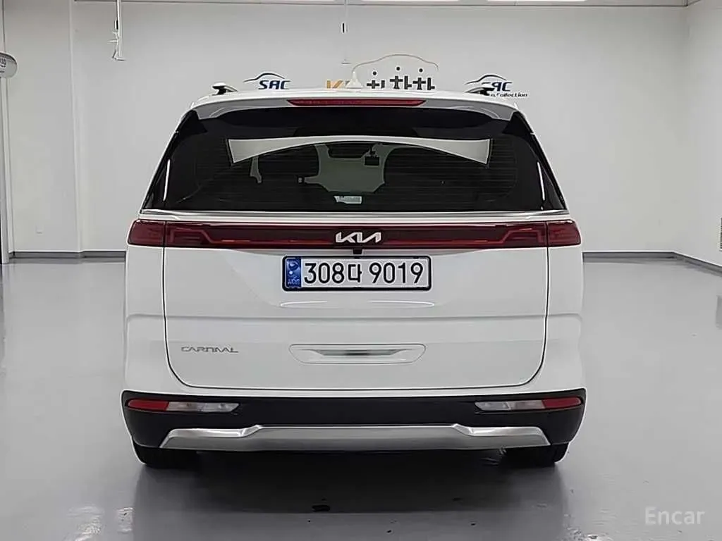 KIA CARNIVAL SIGNATURE 2022