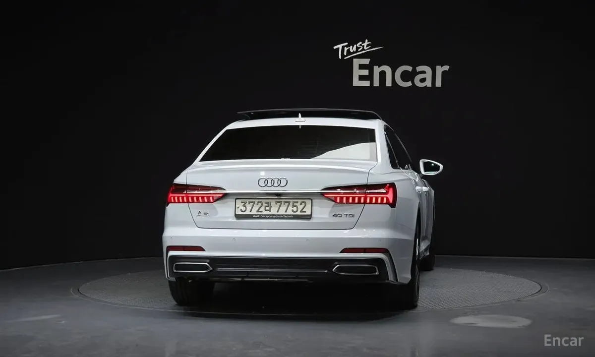 AUDI A6 2022