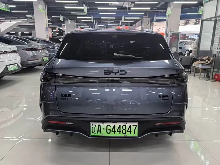 BYD SEAL 06 2025