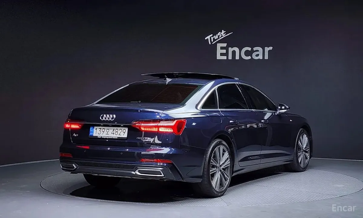 AUDI A6 2023