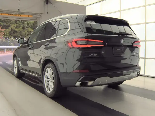 BMW X5 2023